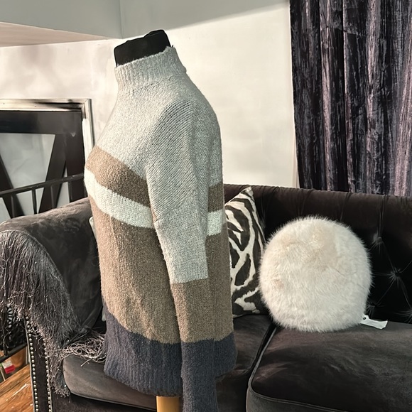 Magaschoni long sleeve sweater - Picture 3 of 5